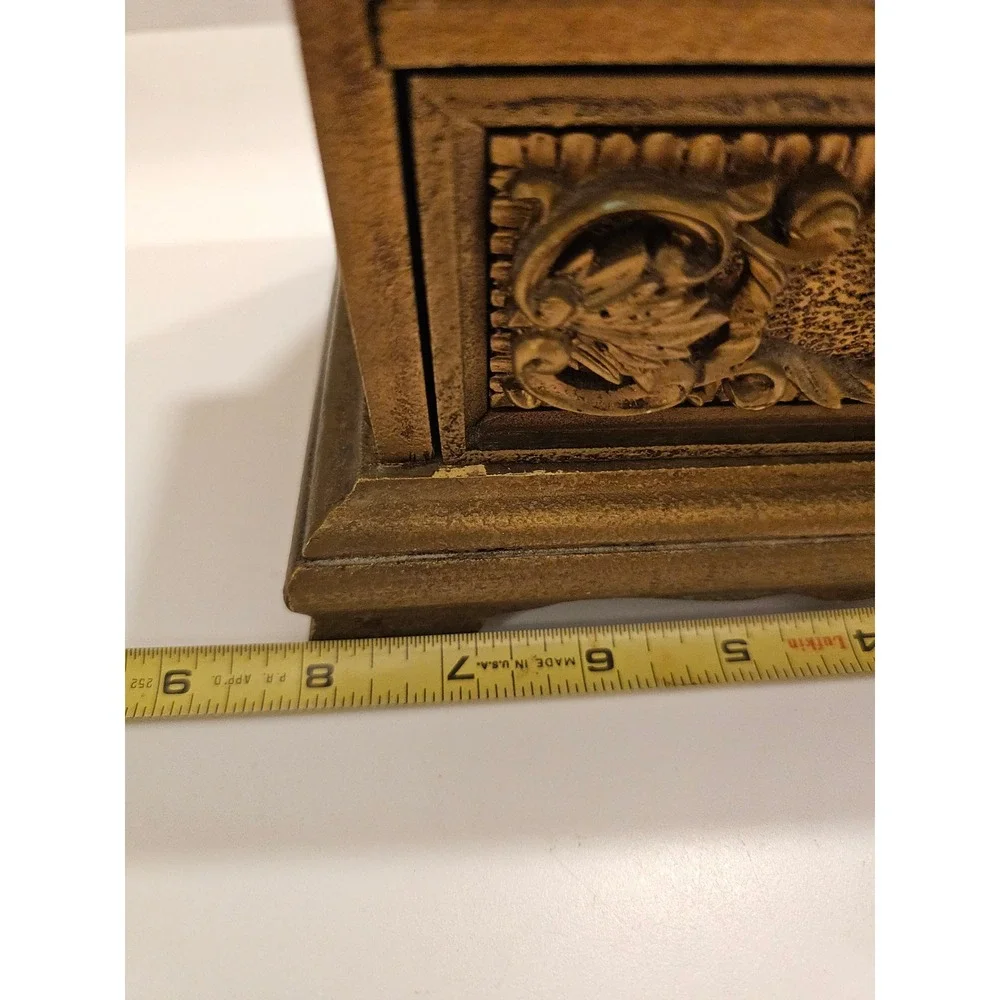 Vintage Royal Sealy Carved 3 Drawer Trinket Box Jewelry Music Box Gold Tone‎